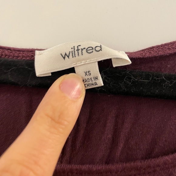 Burgundy Aritzia shirt - Picture 3 of 3